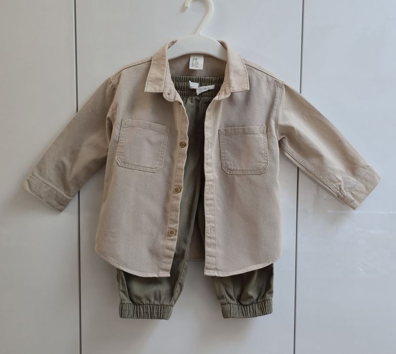 Komplet spodnie i koszula dla chłopca H&M rozmiar 80