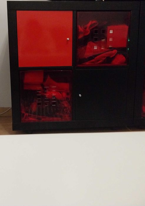 Movel em cubos IKEA castanho ,preto