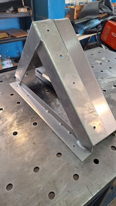 Kątowniki aluminiowe, narożniki aluminiowe