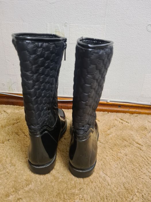 Сапоги жіночі резинові гума чорні на флісі 37 розмір