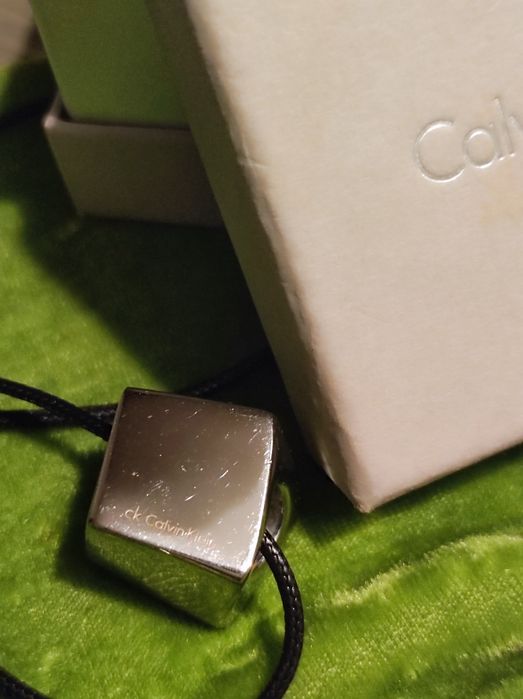 Colar/Fio Calvin Klein