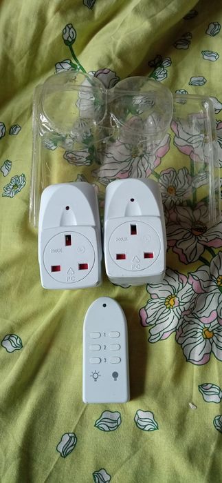 Розетка дистанційна.