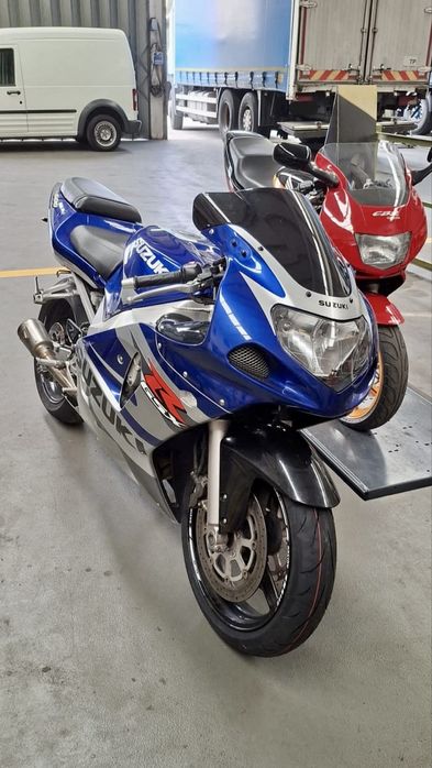 Suzuki GSX-R 600 K3