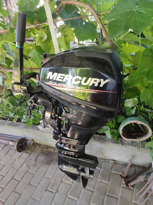 Лодочный мотор МЕРКУРИЙ 20  4 ТАКТА