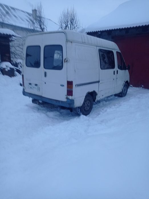 Форд транзіт 2.5 простий дизель