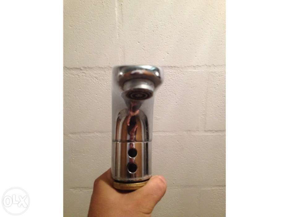 Torneira GROHE com sensor movimento