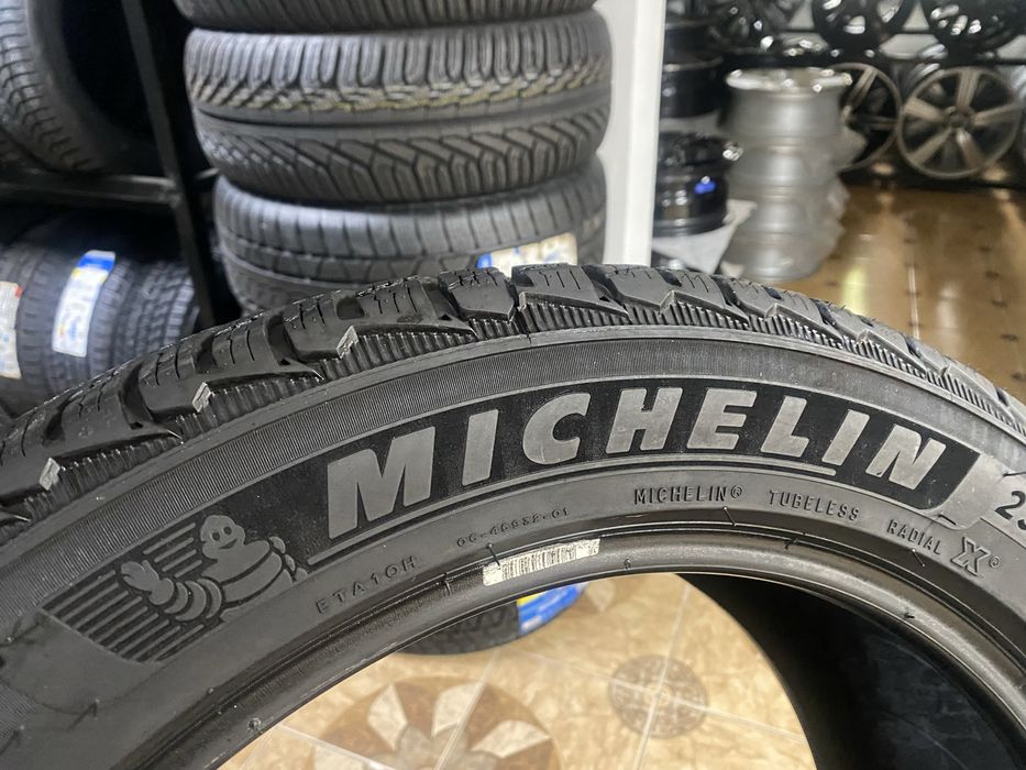 235/50/18 101V Michelin PILOT ALPIN 5