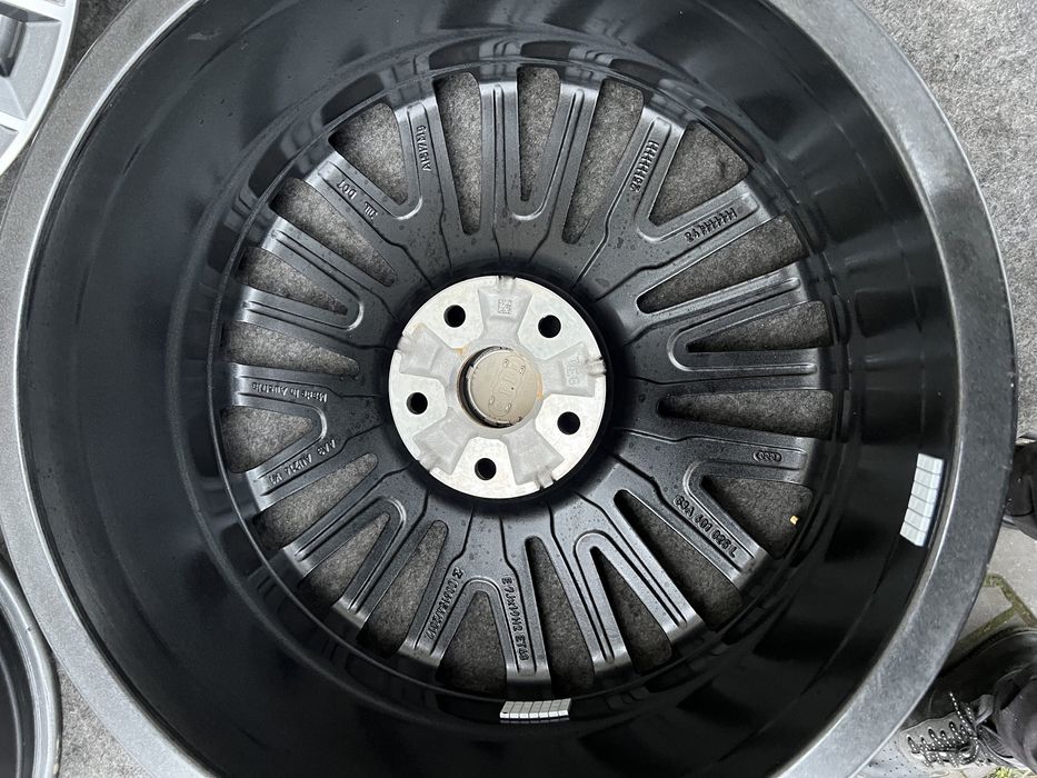 Диски титани R19 Audi vag skoda 5x112 7Jx19H2 ET43 ЦО57.1 Q3 kodiaq