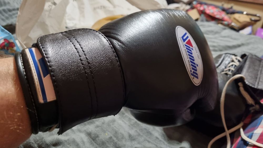 Липучка конвертор для боксерских перчаток.