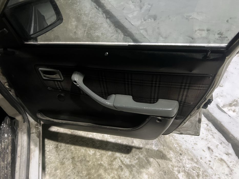 Опель кадет 1,6  моноинжекто