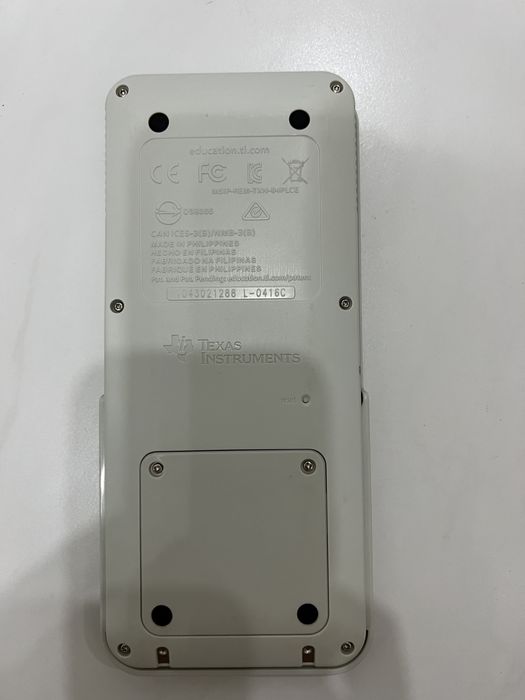 Calculadora Gráfica TEXAS TI84 Plus CE-T