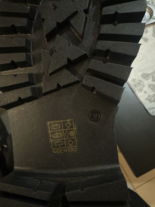 Bota de mulher cor perta