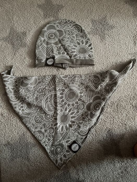 Zestaw czapka + chusta