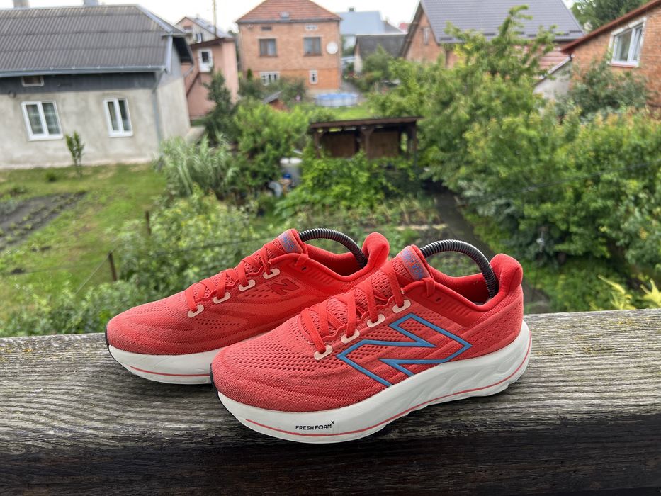 Кросівки New Balance 1080