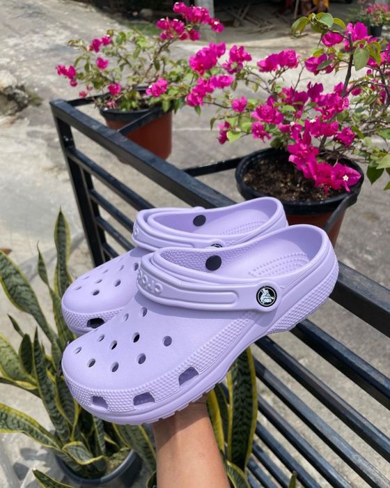 crocs classic bone white black lavander крокси жіночі класичні