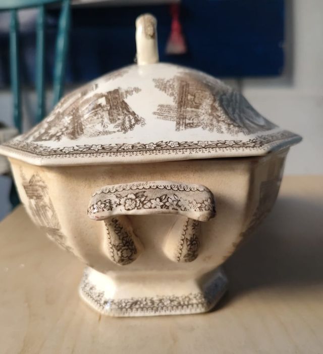 Terrina Real Fábrica de Sacavém