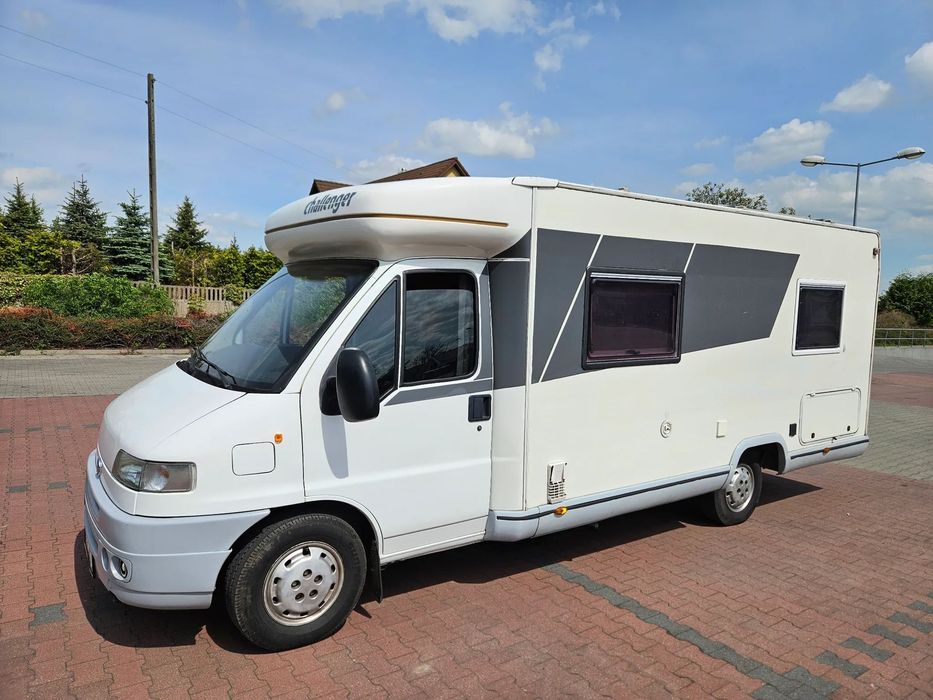 Fiat Ducato  Kamper półintegra Fiat Ducato