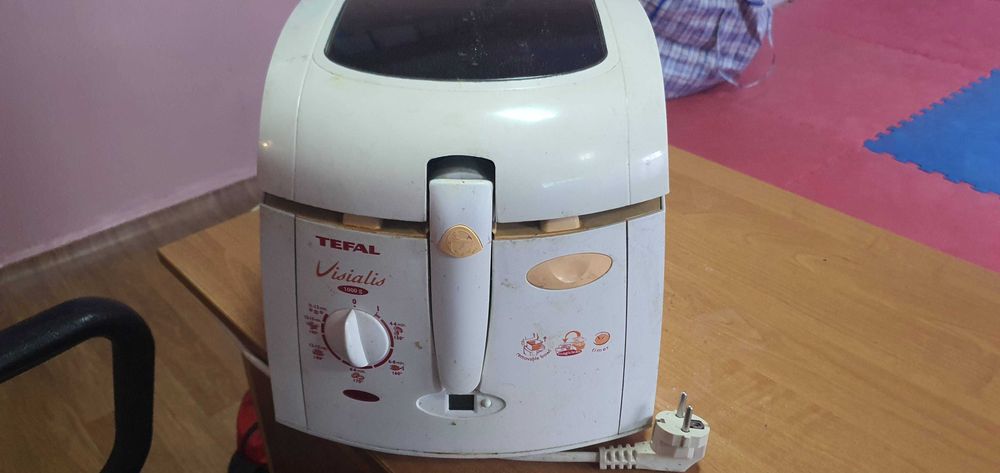 фритюльница, бывшее в употреблении. Рабочая