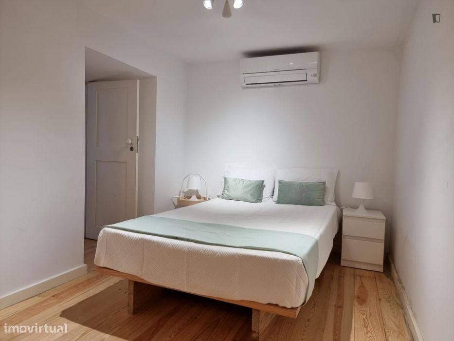 Apartamento com 1 quartos - localizado em Montes Claros Coimbra