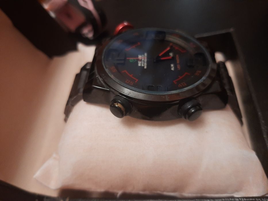 Продам часы как новые