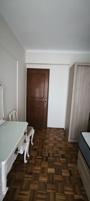 Arrendo quarto - Palácio do Sobralinho