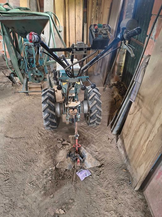 Vendo motocultivador
