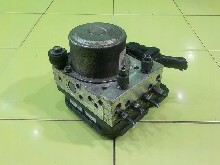 NISSAN JUKE F15 I LIFT I 1.2 B 14r 5D pompa ABS