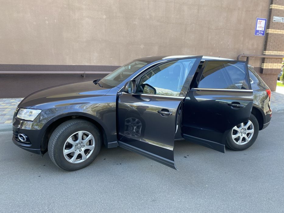Продам авто Ауди Q5