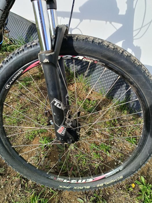 Rower górski z silnikiem spalinowym