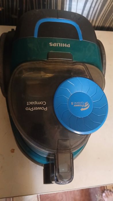 Продам пилосос Philips