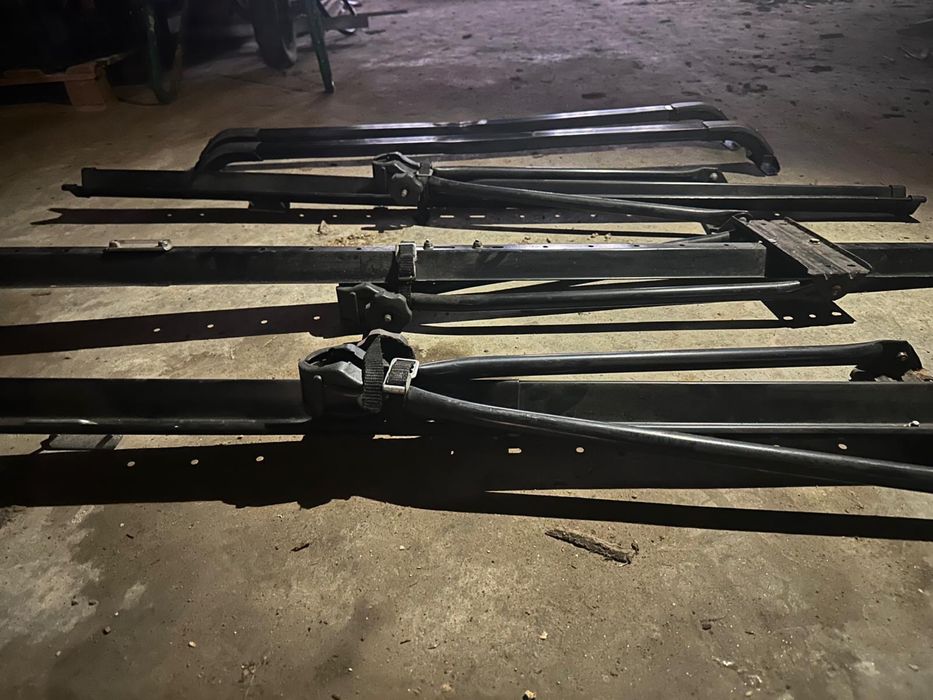 Mala para tejadilho Hapro + barras + suportes de bicicleta