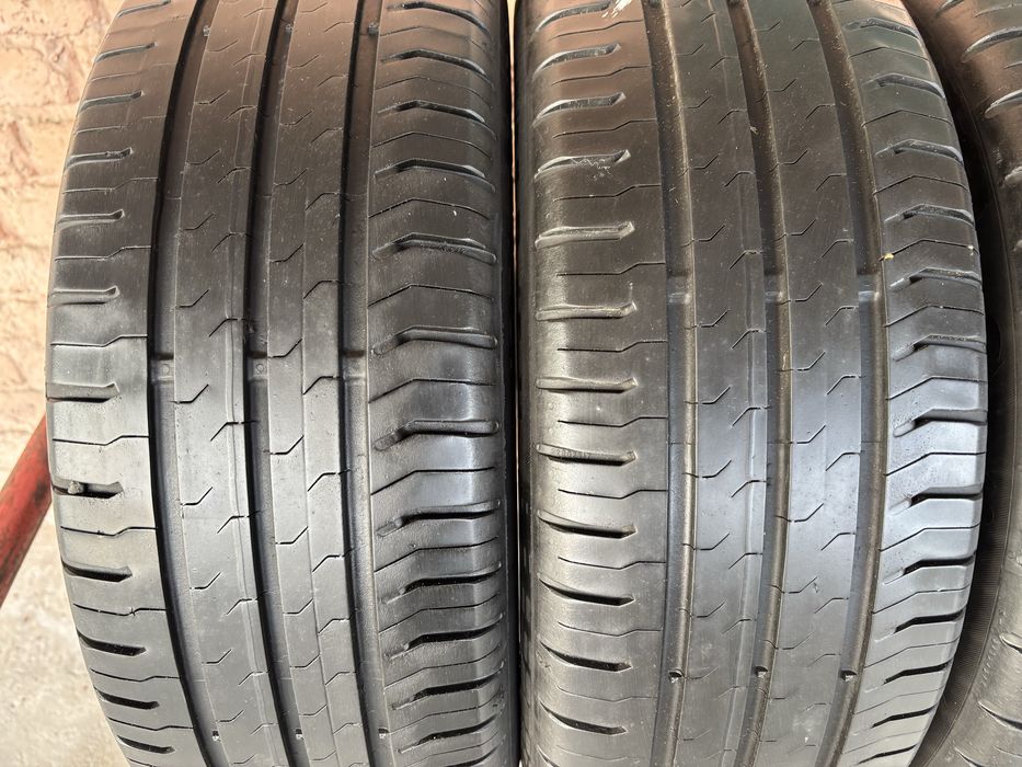 Комплект літніх шин 185/55R15 Continental
