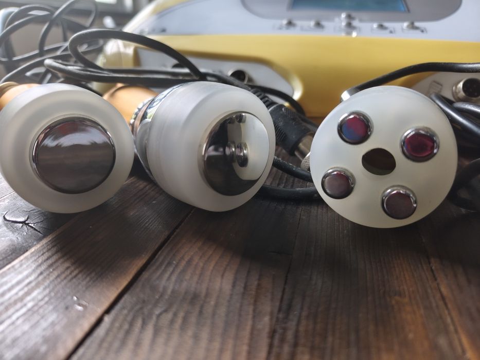 Equipamento de Mesoterapia Não Invasiva / Virtual – 4 Cabeças