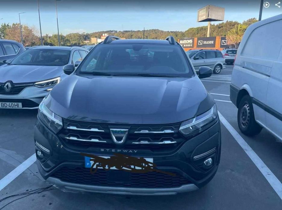 Dácia Sandero Stepway, SUV com poucos km e em excelente estado.
