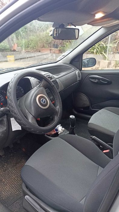 Fiat Punto 1.3 MJTD 70CV