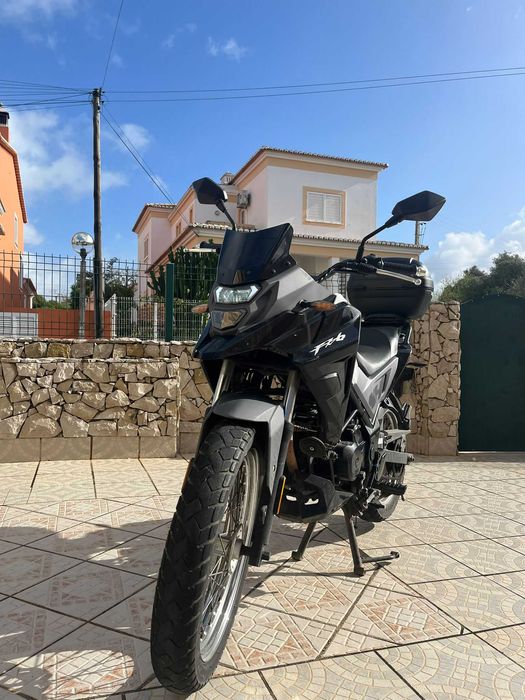 Motociclo Sym em bom estado