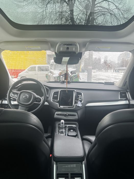 Volvo XC90 Т8 plug-in Hybrid