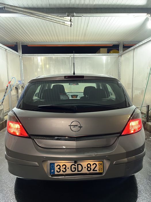Opel Astra H 2008 1.4 foto 2