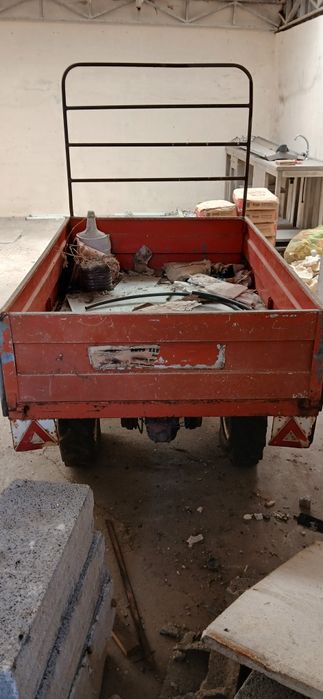 Atrelado com traçao