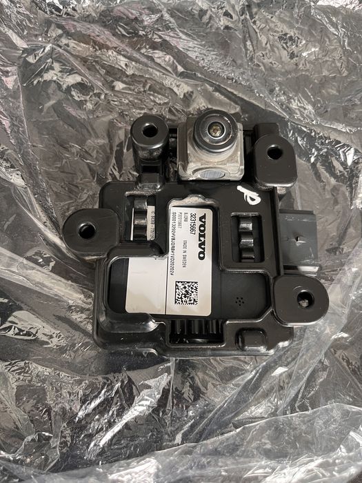 Гриль Спойлер Ущільнювач Volvo XC40 C40  Recharge