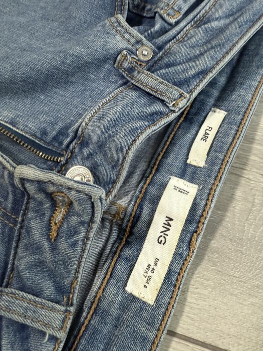 Джинси блакитні Mango