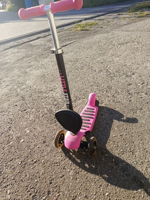 Różowy jeździk, Milly Mally, Scooter Little Star, hulajnoga 3-kołowa,
