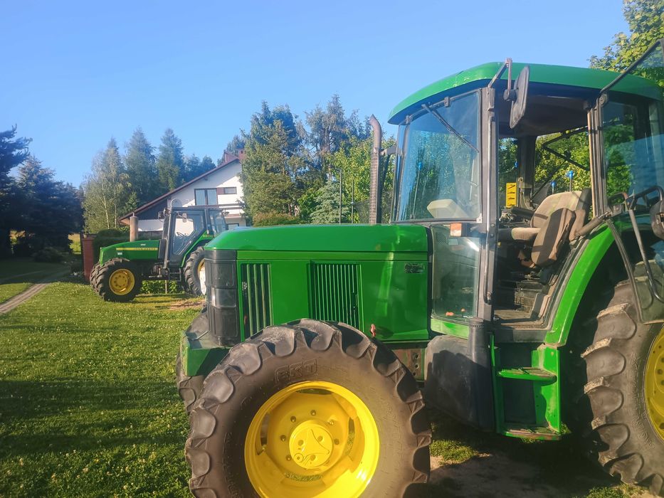 John Deere 6100  John Deere 3300