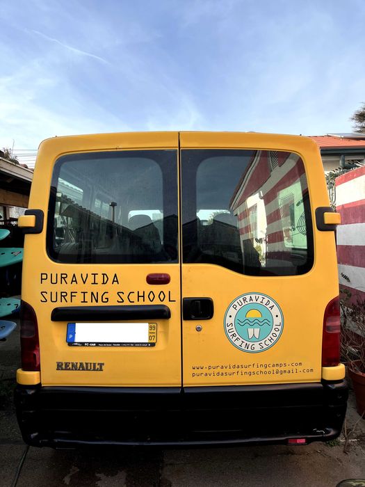 Renault Master 2.5D 1999 - 9 lugares