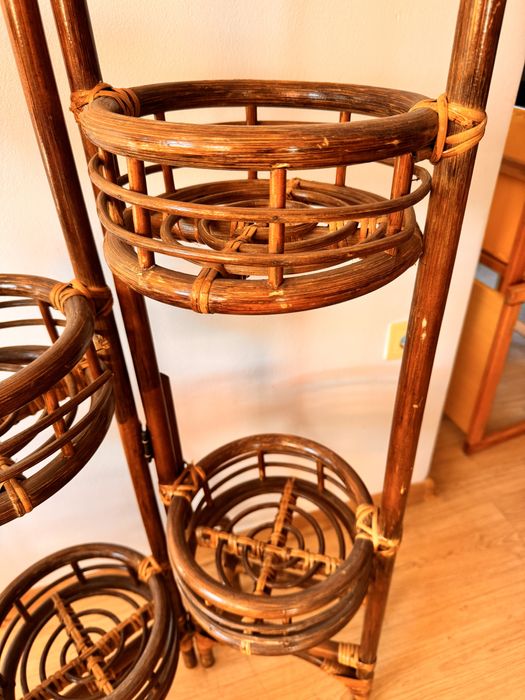 Kwietnik rattanowy skladany stojak na kwiatki rattan organizer prl