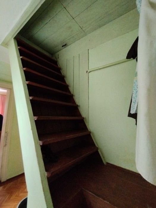 Чудовий будинок в курортному місті Косів на великій ділянці!