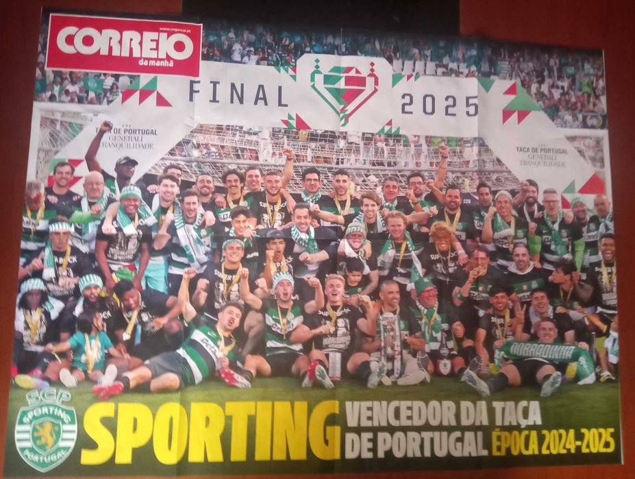 Poster gigante desdobrável Sporting vencedor da taça de Portugal 24/25