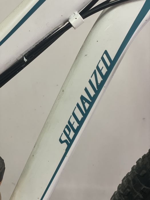 Bicicleta jovem Specialized