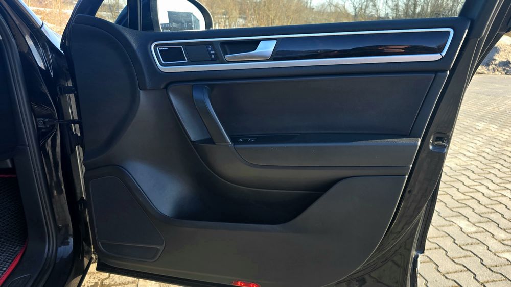 Volkswagen Touareg 2012