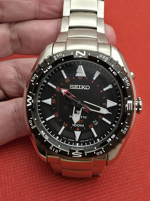 Seiko kinetic GMT